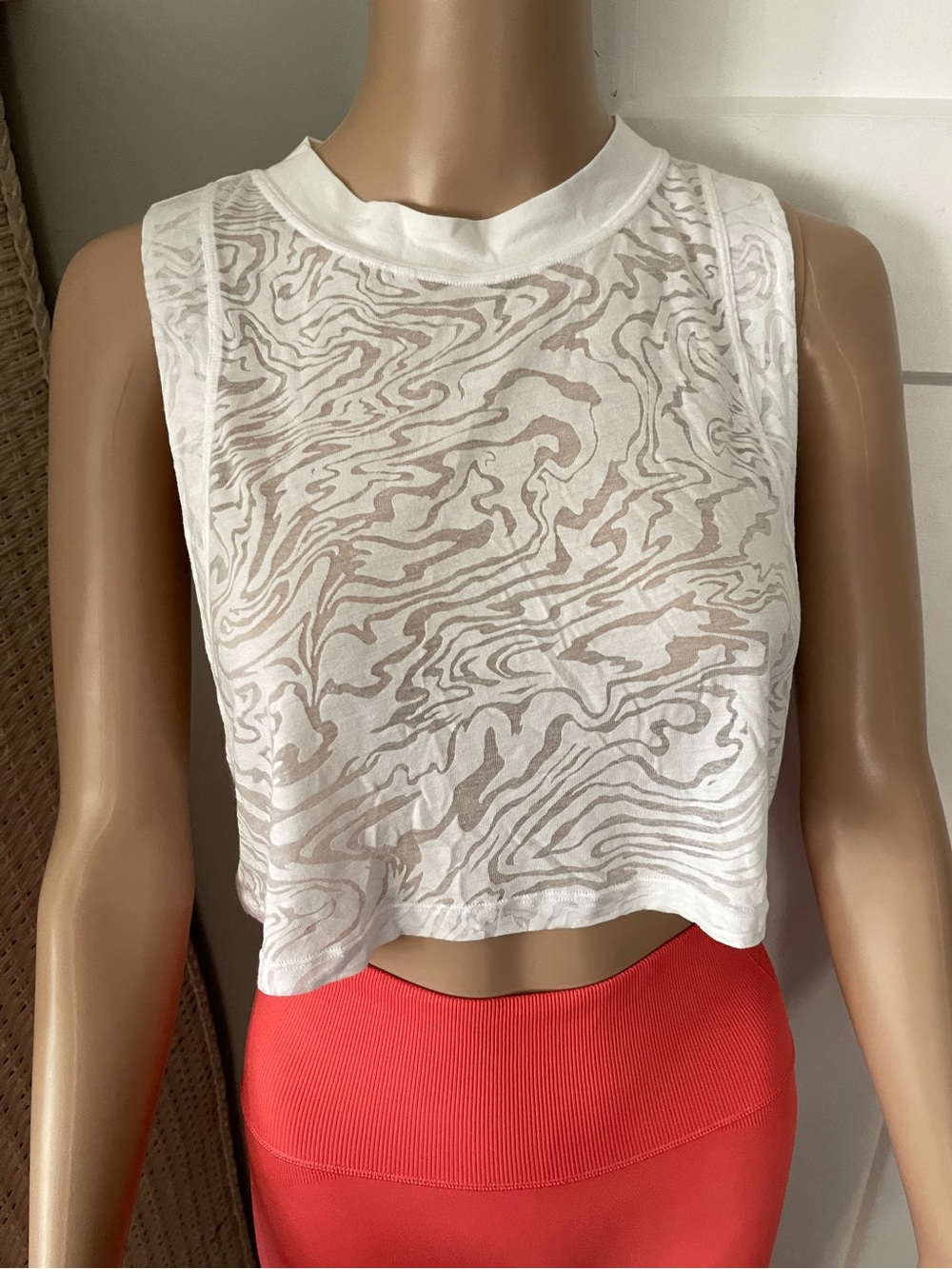 Lululemon Cropped Tank